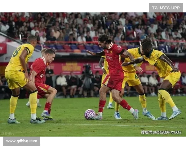 英超历史十大经典扑救回顾 带你重温守门员的传奇时刻 英超历史十大经典扑救回顾 带你重温守门员的传奇时刻